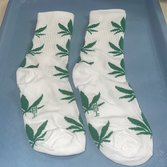Unisex Mary Jane Weed socks - Picture 1 of 3